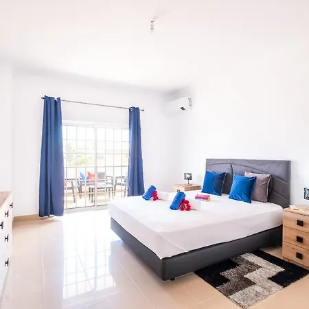 Bahia - Moradia Com Piscina De Agua Salgada Em Albufeira