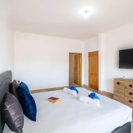 Bahia - Moradia Com Piscina De Agua Salgada Em Villa Albufeira