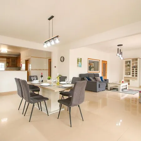 Bahia - Moradia Com Piscina De Agua Salgada Em Villa *