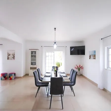 Bahia - Moradia Com Piscina De Agua Salgada Em וילה אלבופיירה